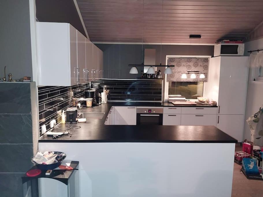Seaside Apartment Tromso Exterior photo